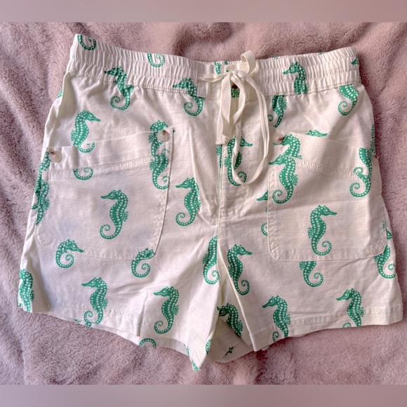 NWT Anthropologie Maeve Short White with Green Seahorses Size M - Picture 4 of 9